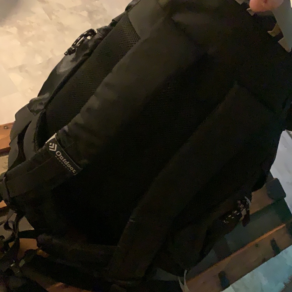 Outdoor large backpack - Picture 2 of 2